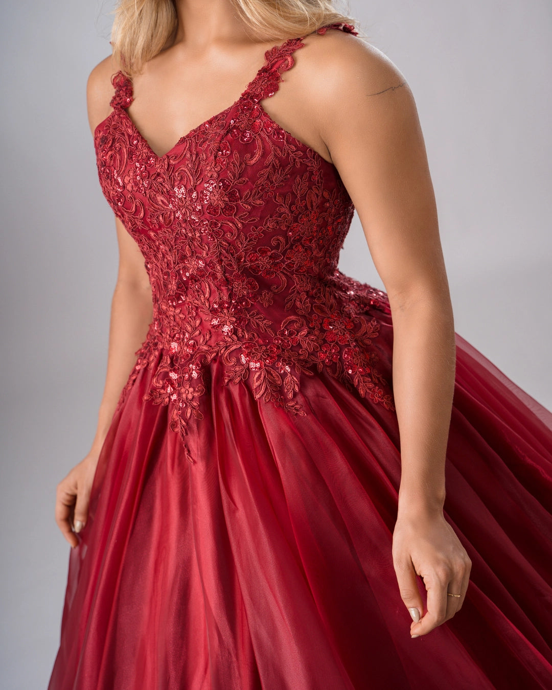 Vestido de 15 años rojo oscuro