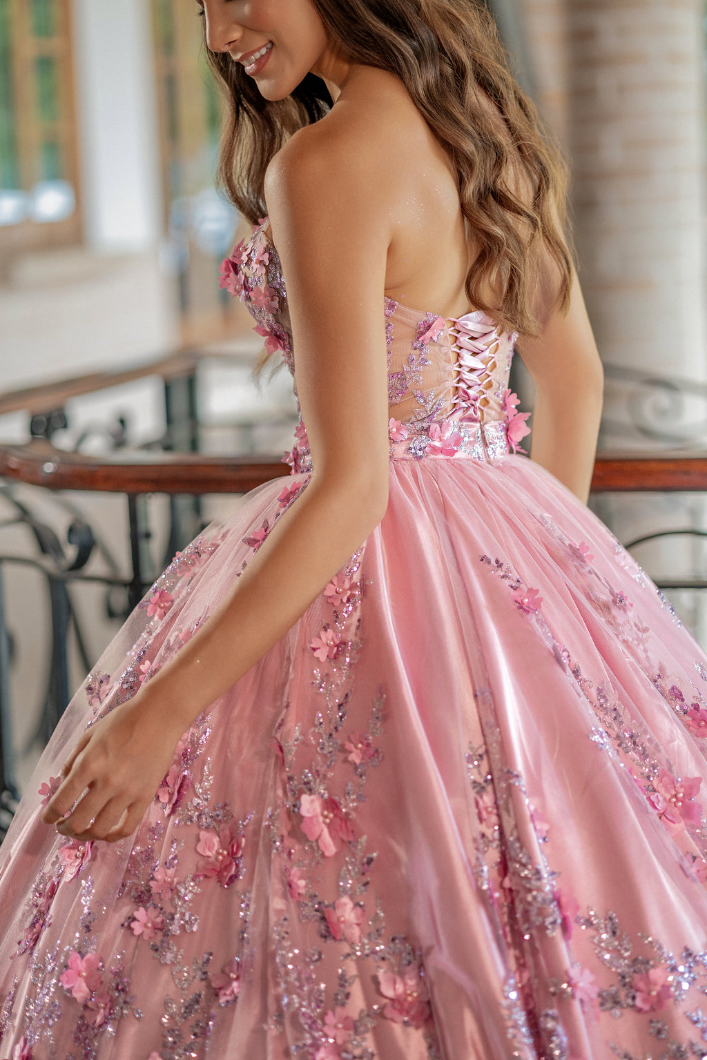 Vestido de 15 años palo de rosa.