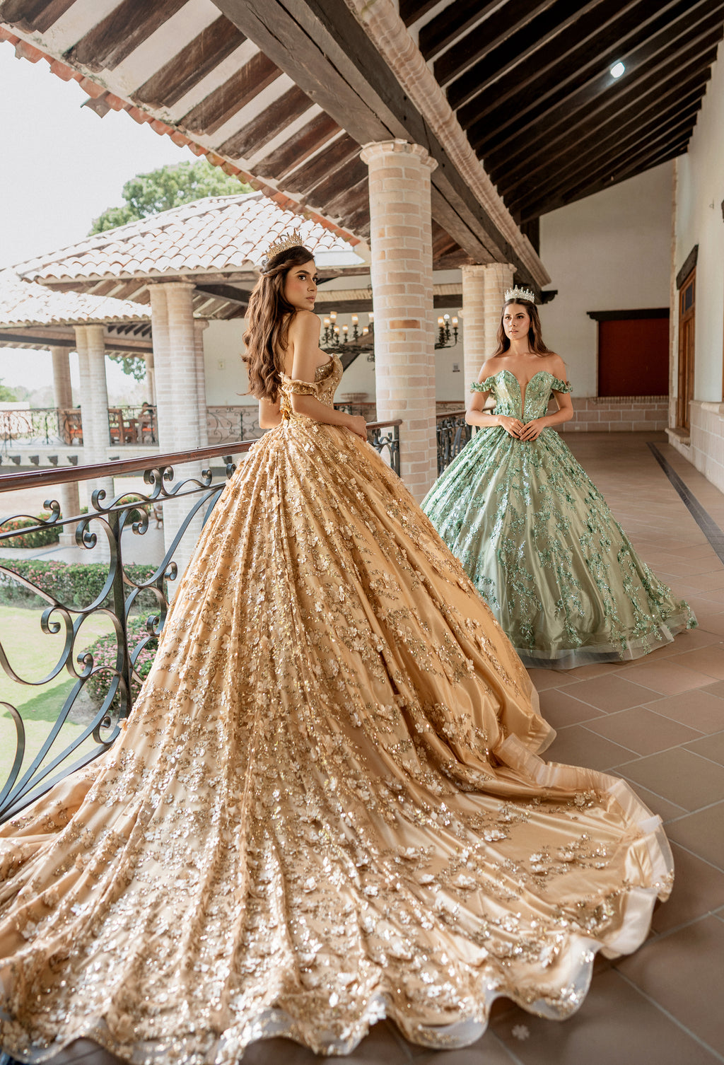 Vestido de 15 Dorado Nueva Colección.