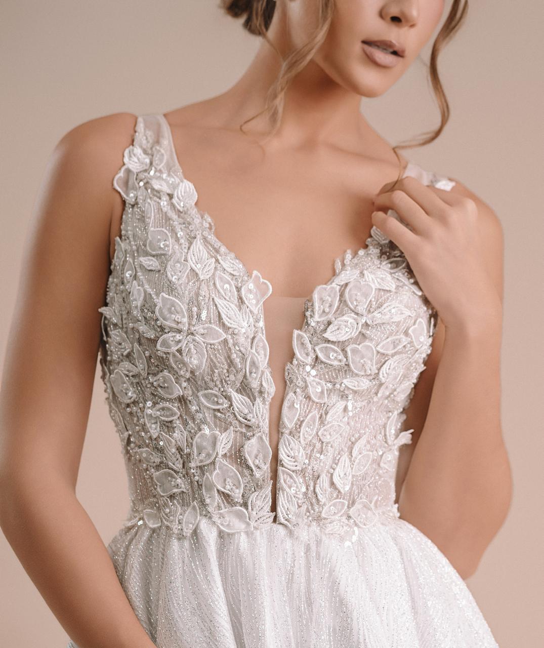 Elegancia que florece, vestido de novia.