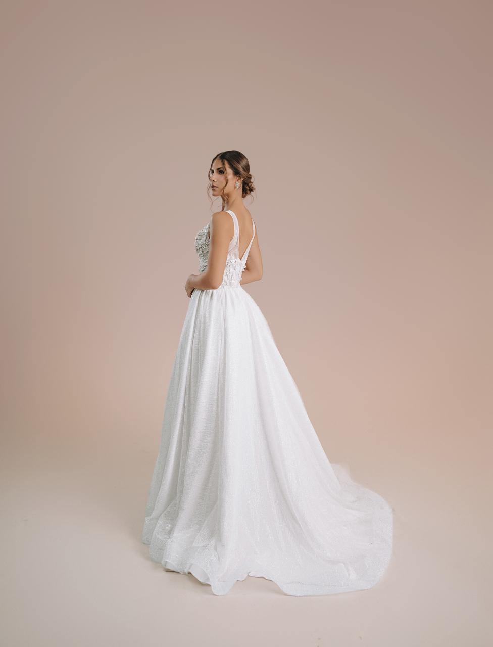 Elegancia que florece, vestido de novia.